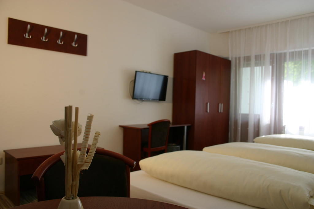 Apartment Traube Бад-Урах Номер фото